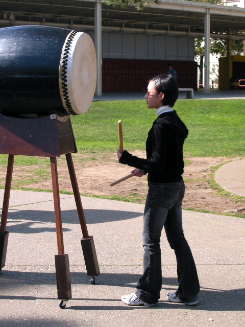 Taiko girl