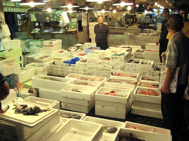 Tsukiji Fish Market 4