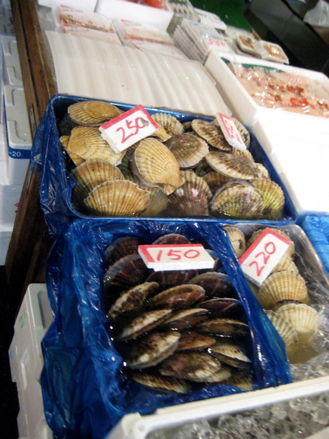 Tsukiji Market 11